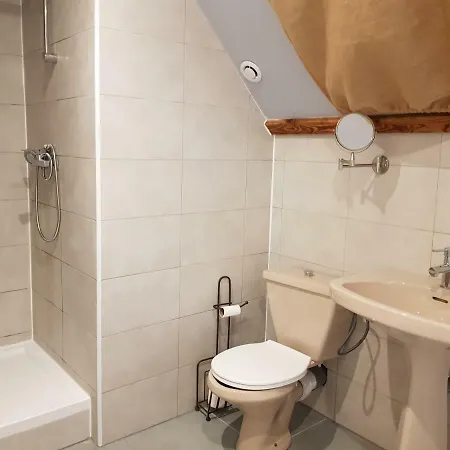 Cosy + Breakfast 20 Minutes From Epernay Δωμάτια σε οικογενειακή κατοικία